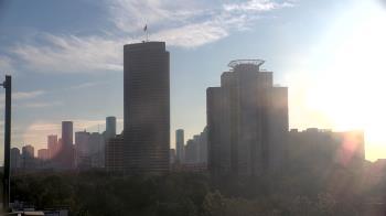 Weather camera view of St Thomas High School.