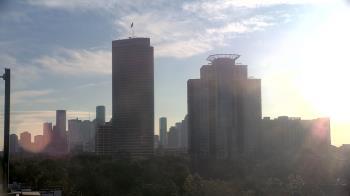 Weather camera view of St Thomas High School.