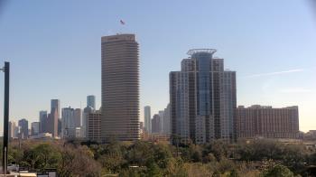 Weather camera view of St Thomas High School.