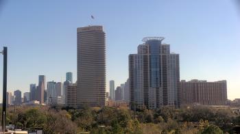 Weather camera view of St Thomas High School.
