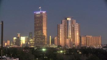 Weather camera view of St Thomas High School.