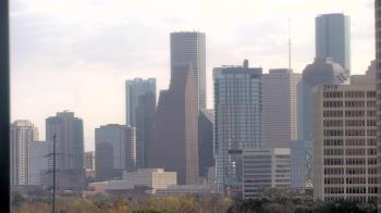 Weather camera view of St Thomas High School.