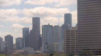 Weather camera view of St Thomas High School.