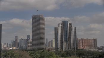 Weather camera view of St Thomas High School.