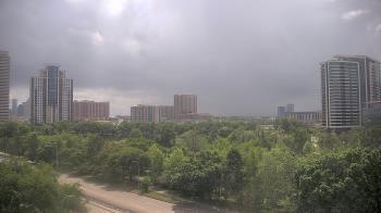 Weather camera view of St Thomas High School.