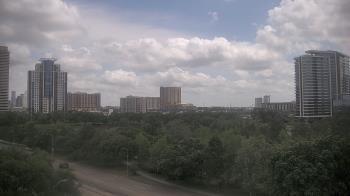 Weather camera view of St Thomas High School.