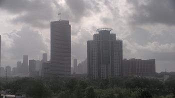 Weather camera view of St Thomas High School.