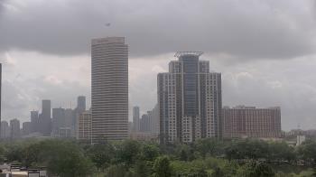 Weather camera view of St Thomas High School.