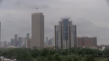 Weather camera view of St Thomas High School.