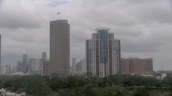 Weather camera view of St Thomas High School.