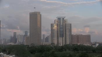 Weather camera view of St Thomas High School.