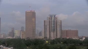 Weather camera view of St Thomas High School.