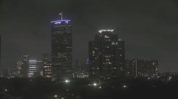 Weather camera view of St Thomas High School.