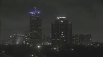 Weather camera view of St Thomas High School.