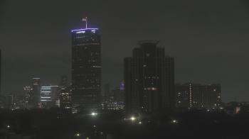 Weather camera view of St Thomas High School.