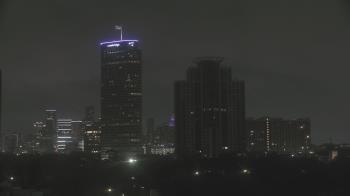 Weather camera view of St Thomas High School.