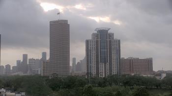 Weather camera view of St Thomas High School.