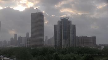 Weather camera view of St Thomas High School.