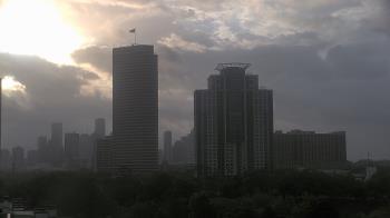 Weather camera view of St Thomas High School.