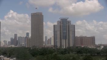 Weather camera view of St Thomas High School.