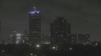 Weather camera view of St Thomas High School.