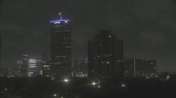 Weather camera view of St Thomas High School.