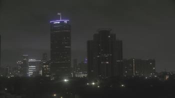 Weather camera view of St Thomas High School.