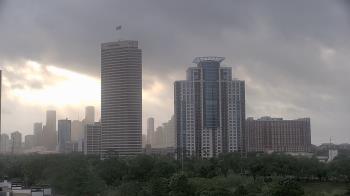 Weather camera view of St Thomas High School.