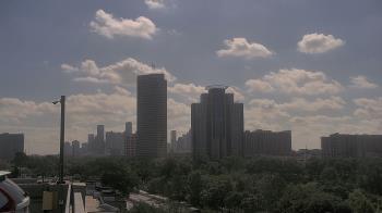 Weather camera view of St Thomas High School.