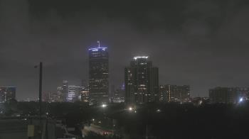 Weather camera view of St Thomas High School.