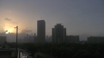 Weather camera view of St Thomas High School.