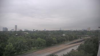Weather camera view of St Thomas High School.