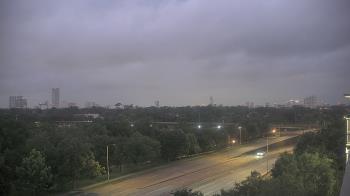 Weather camera view of St Thomas High School.