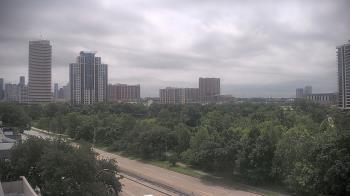 Weather camera view of St Thomas High School.