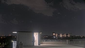Weather camera view of St Thomas High School.