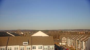 Weather camera view of Elaine E. Thompson Elementary School.