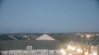 Weather camera view of Elaine E. Thompson Elementary School.