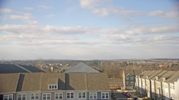 Weather camera view of Elaine E. Thompson Elementary School.