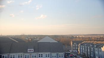 Weather camera view of Elaine E. Thompson Elementary School.