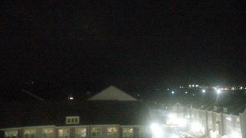 Weather camera view of Elaine E. Thompson Elementary School.