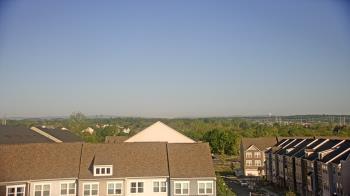 Weather camera view of Elaine E. Thompson Elementary School.