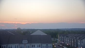 Weather camera view of Elaine E. Thompson Elementary School.