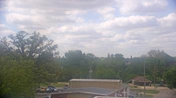 Weather camera view of Streator Township HS.