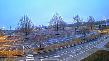 Weather camera view of Cloverleaf ES.