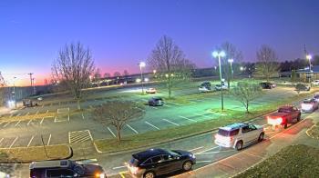 Weather camera view of Cloverleaf ES.