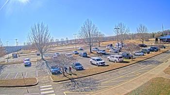 Weather camera view of Cloverleaf ES.