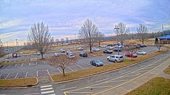 Weather camera view of Cloverleaf ES.