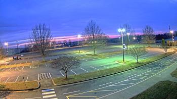 Weather camera view of Cloverleaf ES.