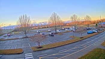 Weather camera view of Cloverleaf ES.