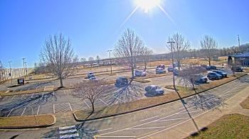 Weather camera view of Cloverleaf ES.
